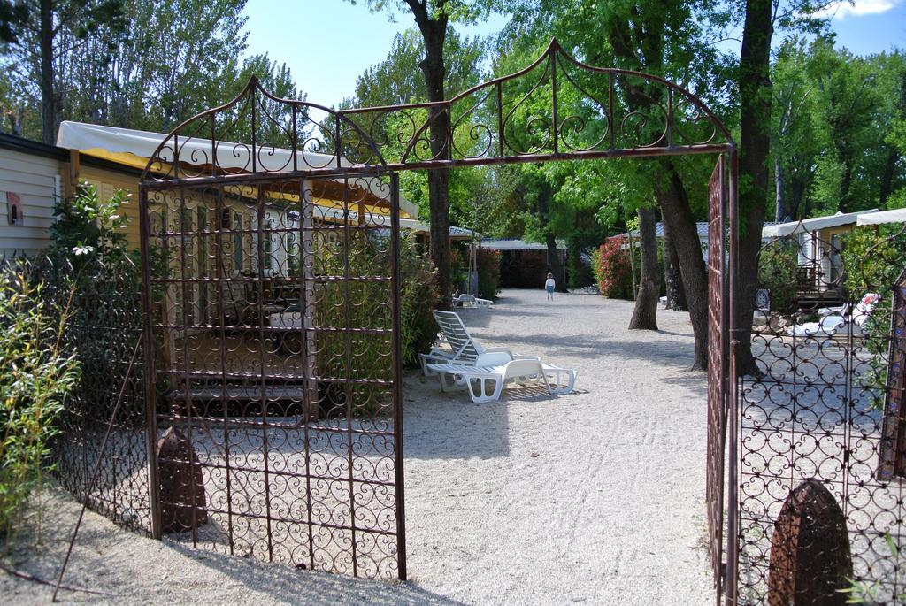 Azur Beach Гримо Экстерьер фото